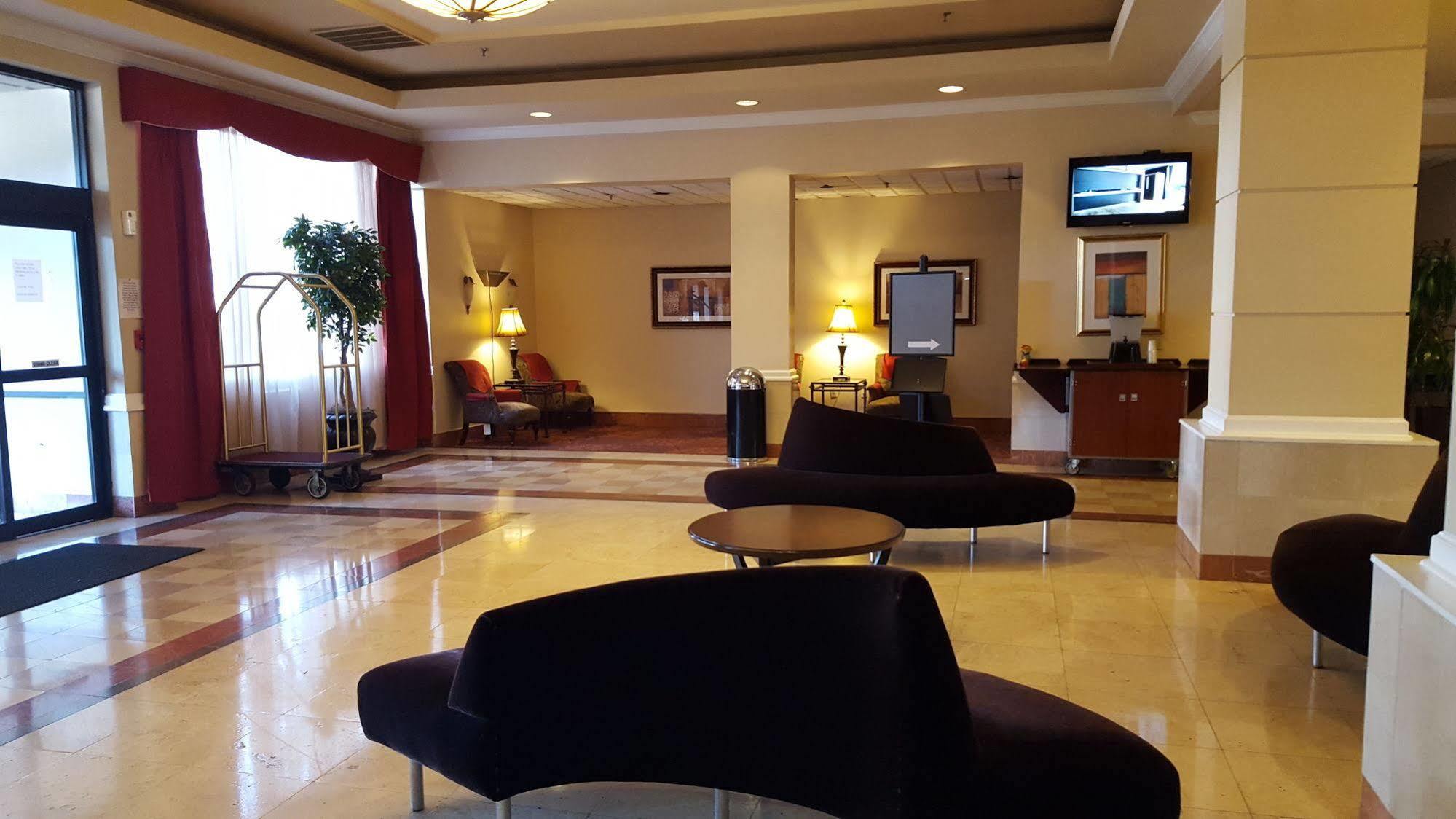 Ramada Plaza by Wyndham Atlanta Airport Hotel Bagian luar foto
